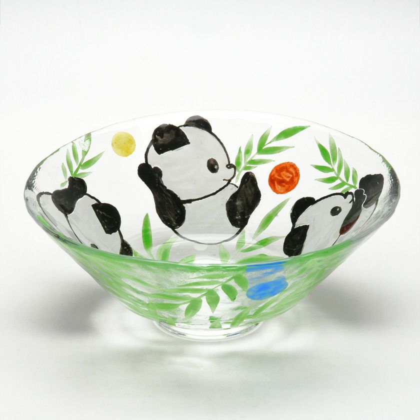 茶道具 平茶碗（ひらちゃわん） 平茶碗 義山 パンダ（超耐熱） 今岡 妙見 抹茶茶碗は茶の湯文化である表千家・裏千家の茶道具や抹茶を専門に扱う千紀園（せんきえん）が通販で販売しています。茶会また初心者向けのお稽古用にご利用いただける抹茶碗です。贈り物・ギフトにも人気です。