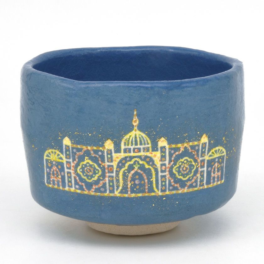 茶道具 抹茶茶碗（まっちゃちゃわん） 茶碗 淡青釉 イルミネーション 吉村 楽入 歌会始 勅題 御題「明」 抹茶茶碗は茶の湯文化である表千家・裏千家の茶道具や抹茶を専門に扱う千紀園（せんきえん）が通販で販売しています。茶会また初心者向けのお稽古用にご利用いただける抹茶碗です。贈り物・ギフトにも人気です。