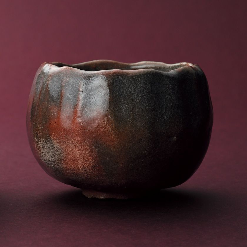 茶道具 楽茶碗（らくちゃわん） 赤楽茶碗 萬福堂楽入 抹茶茶碗は茶の湯文化である表千家・裏千家の茶道具や抹茶を専門に扱う千紀園（せんきえん）が通販で販売しています。茶会また初心者向けのお稽古用にご利用いただける抹茶碗です。贈り物・ギフトにも人気です。